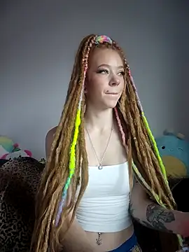 LucidLucy online show from November 27, 1:24 pm