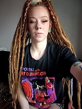 LucidLucy online show from March 24, 12:54 pm