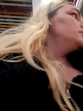 Dirtyfeelin online show from December 11, 6:09 pm