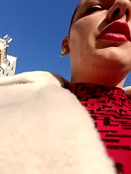 Dirtyfeelin online show from January 27, 1:30 pm