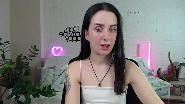 FranceskoJones online show from March 4, 10:05 pm