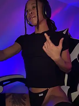 thebrattygoddess online show from December 10, 11:22 am