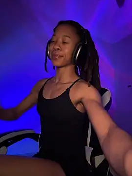 thebrattygoddess online show from December 19, 11:39 am