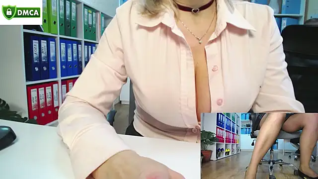 Snapshot of secret-office chatting on November 13, 6:01 am secret-office online show from November 13, 6:01 am