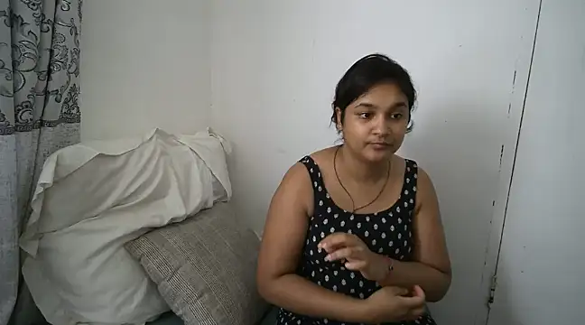 Indianbloom- online show from March 3, 9:11 am