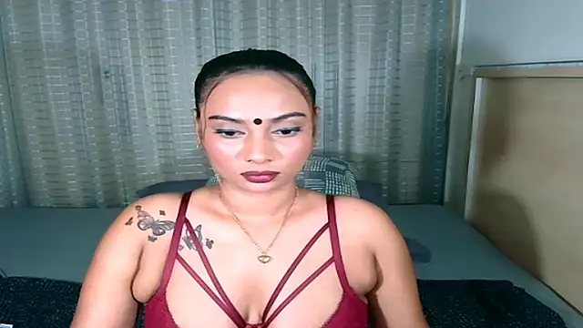 sexyindianchic online show from February 5, 7:18 pm