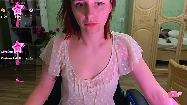 Snapshot of DanaMartina chatting on March 12, 6:55 pm DanaMartina online show from March 12, 6:55 pm