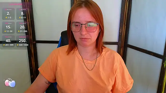 Snapshot of DanaMartina chatting on September 22, 1:57 pm DanaMartina online show from September 22, 1:57 pm