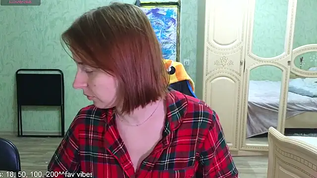 Snapshot of DanaMartina chatting on October 29, 5:36 pm DanaMartina online show from October 29, 5:36 pm