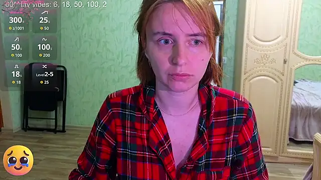 Snapshot of DanaMartina chatting on November 11, 5:51 am DanaMartina online show from November 11, 5:51 am