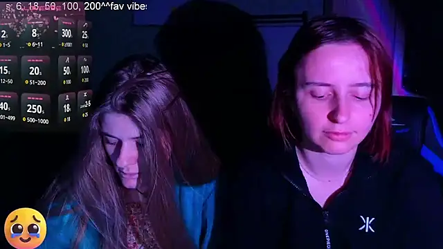 Snapshot of DanaMartina chatting on November 18, 2:43 pm DanaMartina online show from November 18, 2:43 pm