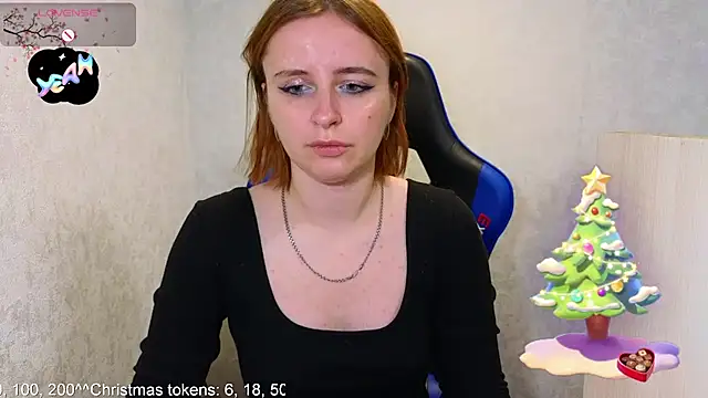 Snapshot of DanaMartina chatting on December 19, 4:14 pm DanaMartina online show from December 19, 4:14 pm