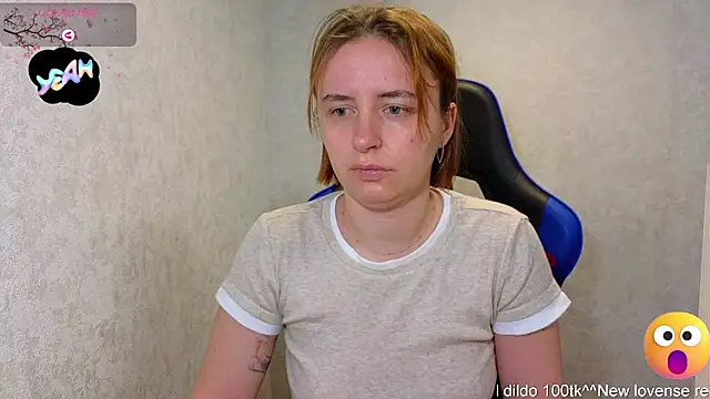 Snapshot of DanaMartina chatting on January 13, 6:51 am DanaMartina online show from January 13, 6:51 am