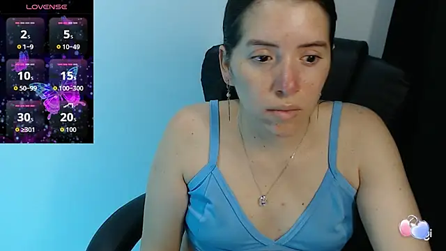 spicey latina online show from September 25, 1:09 am