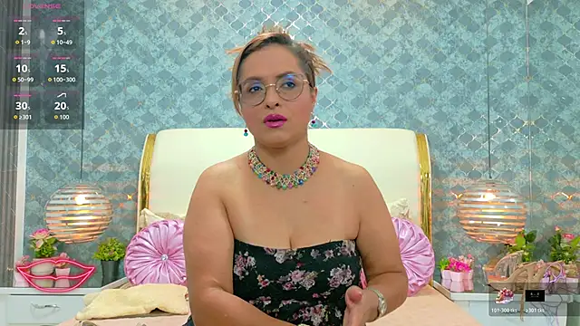 MarilynVega1 online show from November 12, 8:52 pm