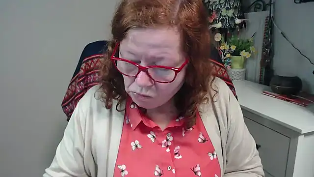 Adelewildx online show from December 1, 3:22 am