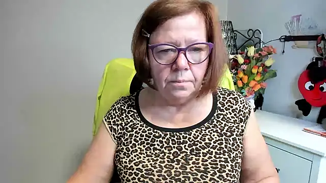 Snapshot of Adelewildx chatting on June 12, 3:16 am Adelewildx online show from June 12, 3:16 am