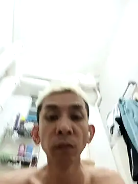 Snapshot of assluv1909 chatting on November 9, 12:47 pm assluv1909 online show from November 9, 12:47 pm