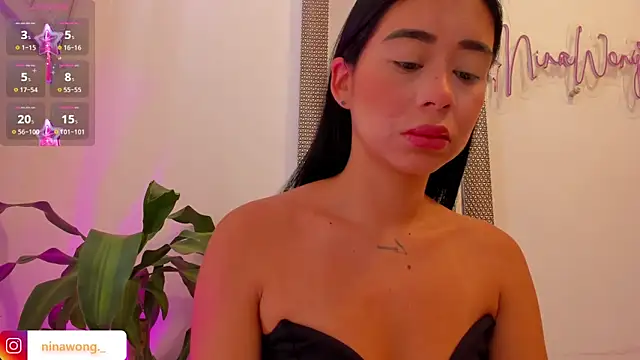 NinaWong online show from April 13, 2:44 pm