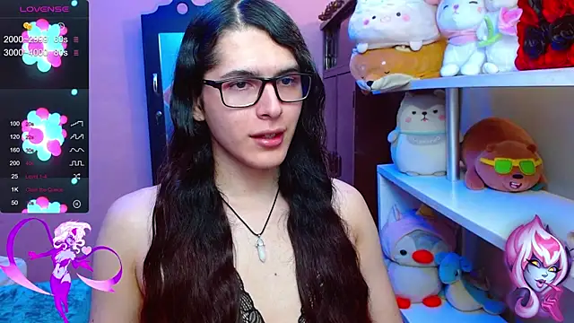 Snapshot of Alice_Bathory chatting on February 28, 11:45 pm Alice Bathory online show from February 28, 11:45 pm