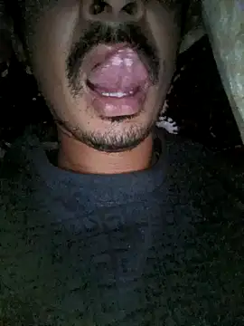 Snapshot of dreamtoungelick69 chatting on January 18, 8:45 pm dreamtoungelick69 online show from January 18, 8:45 pm