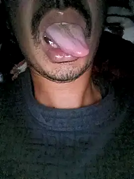 Snapshot of dreamtoungelick69 chatting on February 14, 11:12 pm dreamtoungelick69 online show from February 14, 11:12 pm