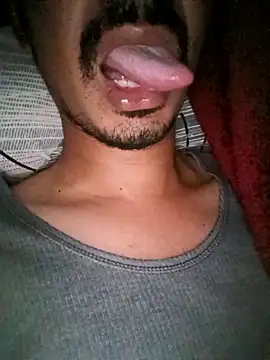 Snapshot of dreamtoungelick69 chatting on February 27, 9:04 pm dreamtoungelick69 online show from February 27, 9:04 pm