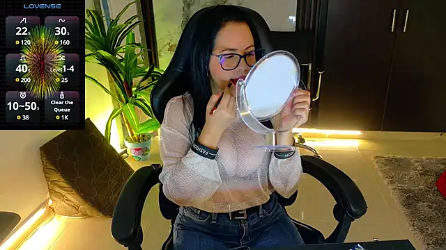 pamelajackson online show from February 11, 10:07 pm