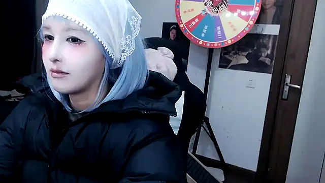 Snapshot of candy_cola chatting on February 24, 1:57 am candy cola online show from February 24, 1:57 am