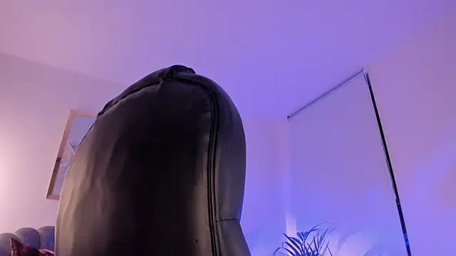 ZoePresleyX online show from December 12, 12:59 am