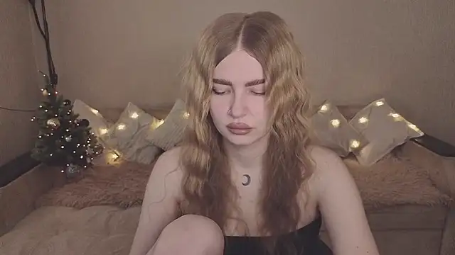 ViolettaLopez online show from December 21, 10:44 am