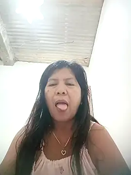 Snapshot of TropicalFlower chatting on April 7, 9:26 pm TropicalFlower online show from April 7, 9:26 pm