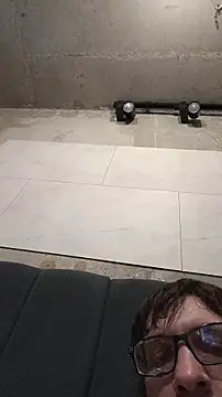 Krasav4ik4ik online show from November 2, 9:17 pm