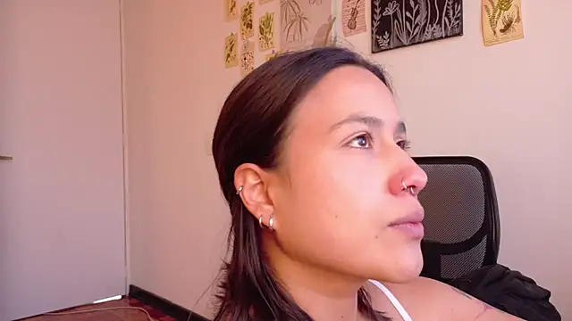 Snapshot of kinky_rider chatting on February 25, 10:30 pm kinky rider online show from February 25, 10:30 pm