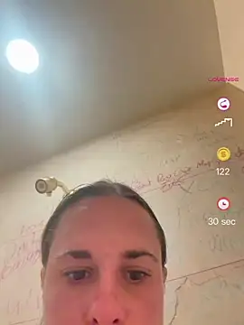 emmyemmmxoo online show from June 29, 9:59 pm