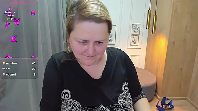 Snapshot of ScarlettSoft chatting on December 3, 12:06 pm ScarlettSoft online show from December 3, 12:06 pm