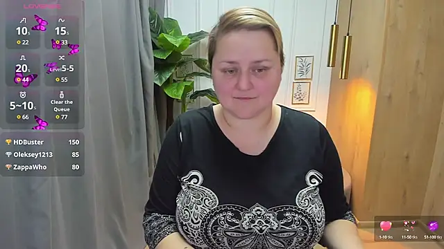 Snapshot of ScarlettSoft chatting on December 5, 12:11 pm ScarlettSoft online show from December 5, 12:11 pm