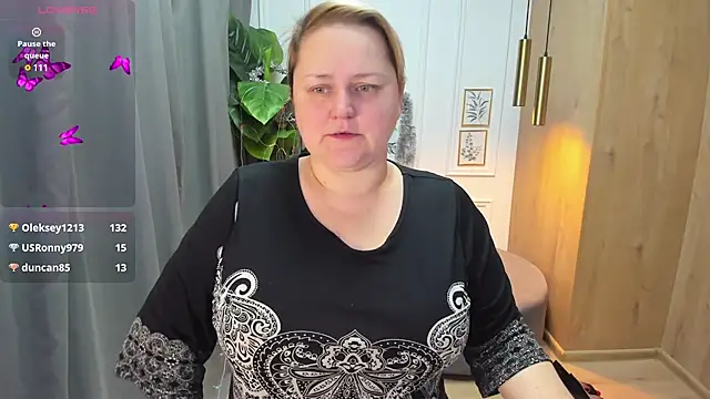 Snapshot of ScarlettSoft chatting on December 26, 12:05 pm ScarlettSoft online show from December 26, 12:05 pm