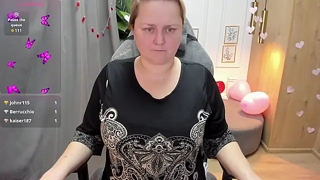 Snapshot of ScarlettSoft chatting on February 18, 12:06 pm ScarlettSoft online show from February 18, 12:06 pm