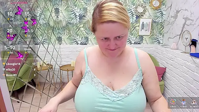 Snapshot of ScarlettSoft chatting on March 15, 8:58 am ScarlettSoft online show from March 15, 8:58 am