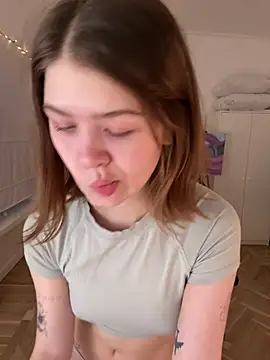 Snapshot of AmberIIey chatting on March 9, 4:11 pm AmberIIey online show from March 9, 4:11 pm