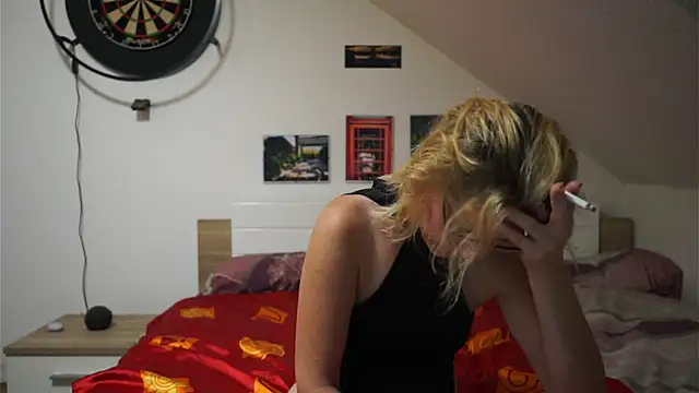 Moistdevil online show from October 6, 2:03 pm