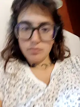 Snapshot of Blulilla69 chatting on September 29, 8:19 am Blulilla69 online show from September 29, 8:19 am