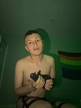 SebasDu02957688 online show from July 15, 11:10 pm