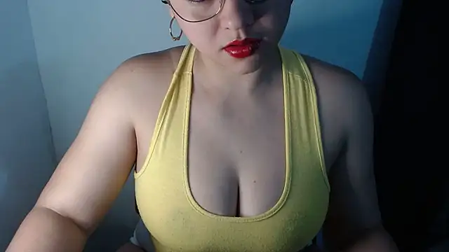 lizbodu online show from May 21, 9:33 pm