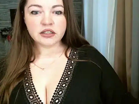 Snapshot of cute__cherry chatting on February 14, 1:40 pm cute  cherry online show from February 14, 1:40 pm