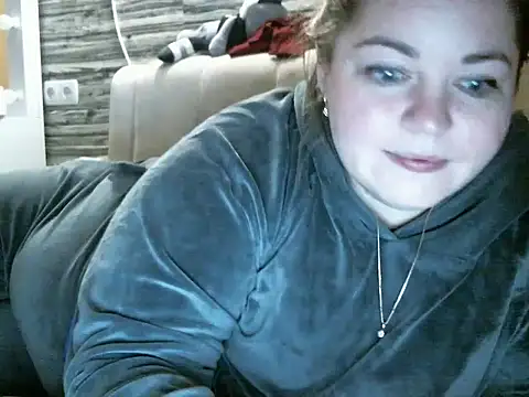 Snapshot of cute__cherry chatting on March 11, 6:19 pm cute  cherry online show from March 11, 6:19 pm