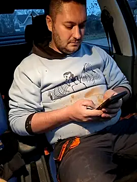 nemes2 online show from December 2, 3:18 pm