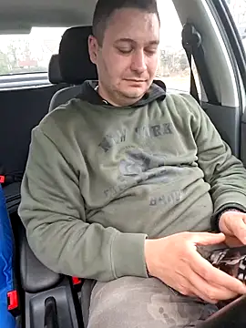 Snapshot of nemes2 chatting on February 9, 2:21 pm nemes2 online show from February 9, 2:21 pm