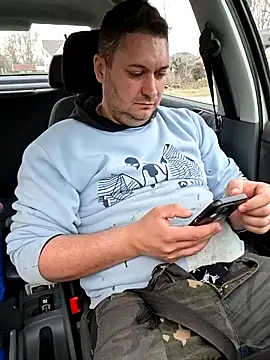 Snapshot of nemes2 chatting on February 16, 2:35 pm nemes2 online show from February 16, 2:35 pm